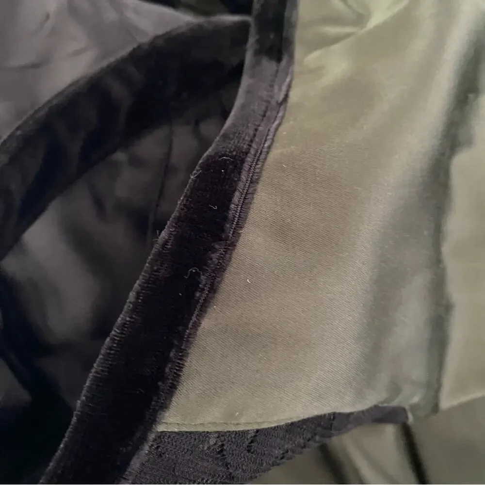 Deadly Dames NWTs Olive Green Black Lace Velvet Trim Wiggle Dress size 2X - Picture 8 of 9